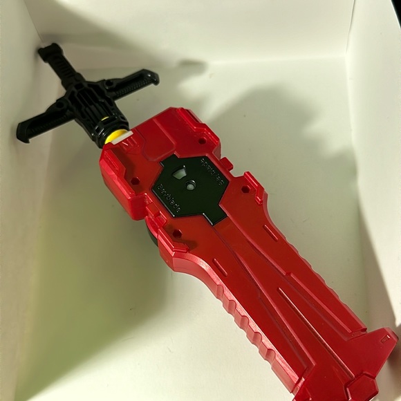 Beyblade Burst Launcher - Hasbro - Picture 1 of 3